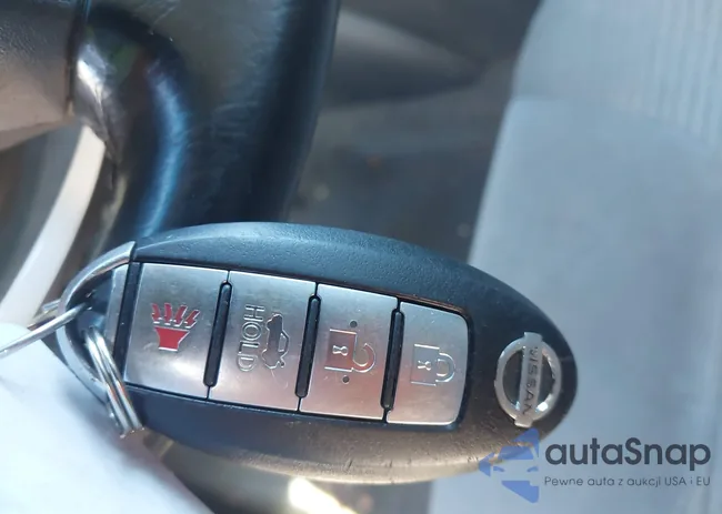 3N1AB6AP8AL658086: 44247037