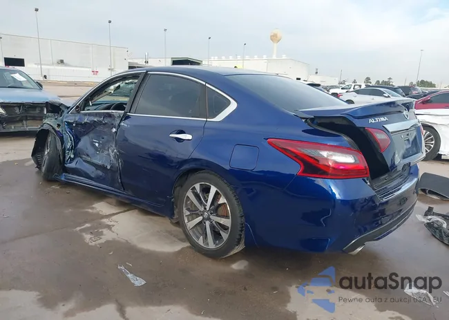 1N4AL3AP7HN314645: 44247040