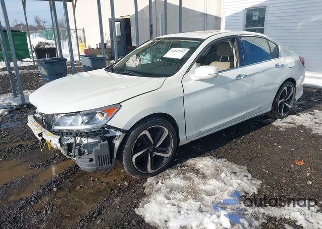 1HGCR3F81HA018435: 44247202