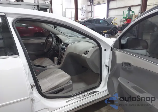 1G1ZD5E06CF330432: 44248259