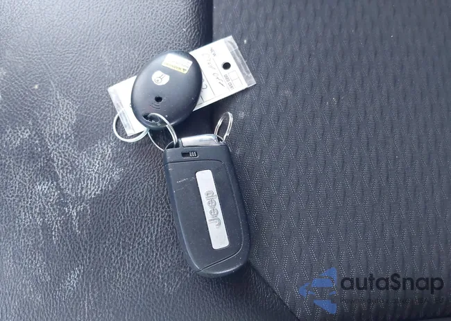 3C4NJDBB7NT198904: 44248279