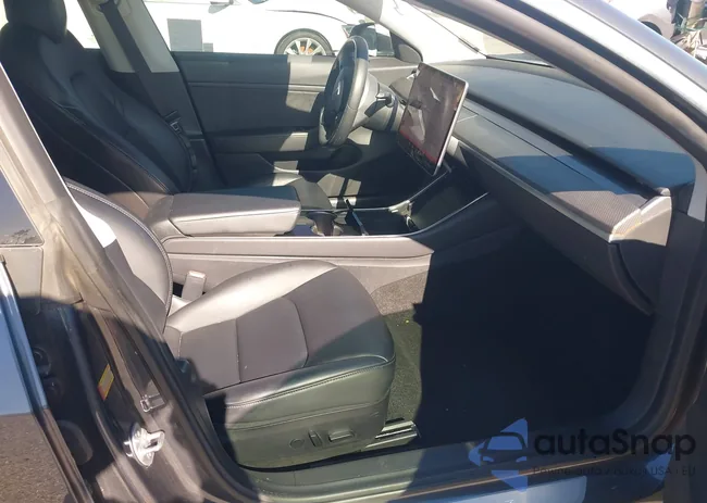 5YJ3E1EA6KF308283: 44248464