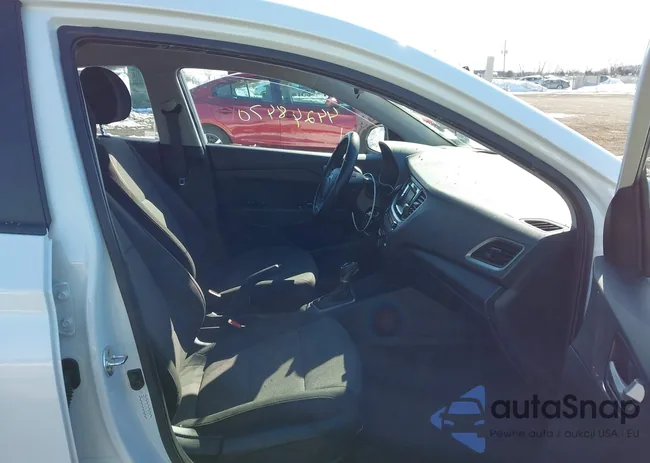 3KPC24A60LE122855: 44248470