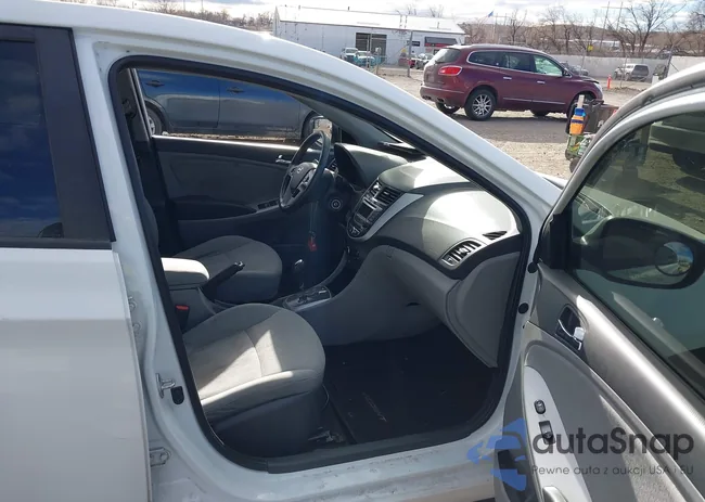 KMHCU5AE8EU174743: 44248559