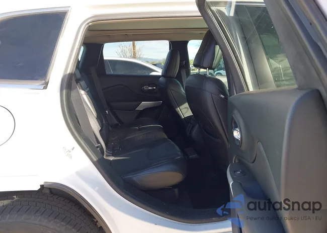 1C4PJMJS2HW656941: 44248579