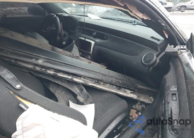 2G1FD1E31F9251446: 44248592