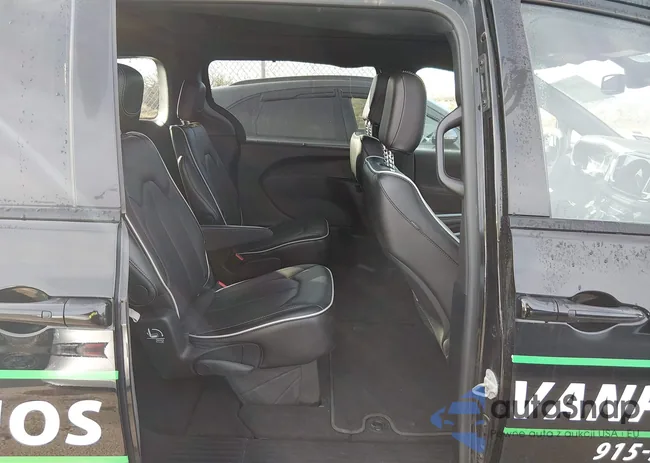 2C4RC1GG5SR514944: 44248623