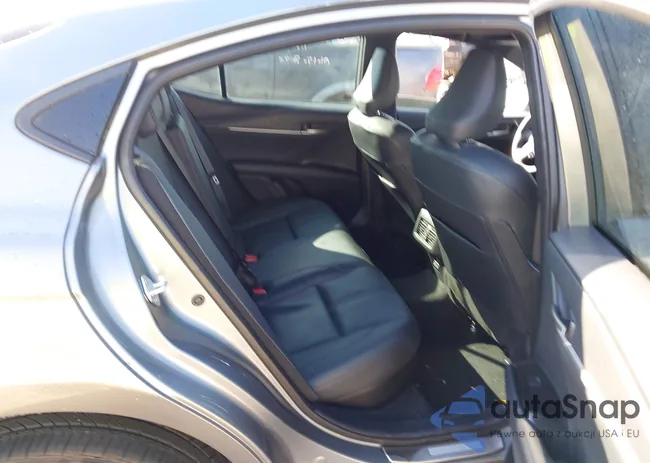 4T1DAACK2SU572180: 44248629