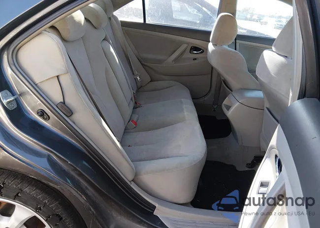 4T4BF3EK7BR091364: 44248646