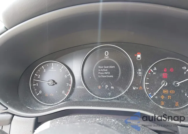 3MVDMBAM0SM847618: 44248650