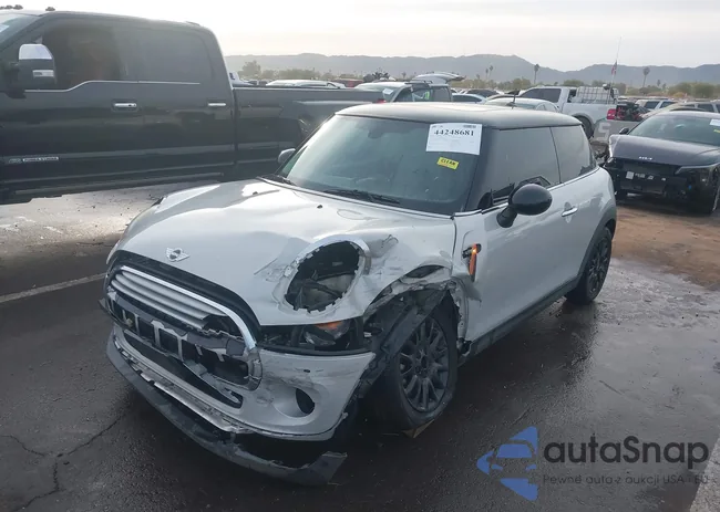 WMWXM5C54FT938997: 44248681