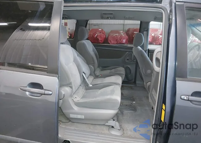 5TDZK23C08S208570: 44248683