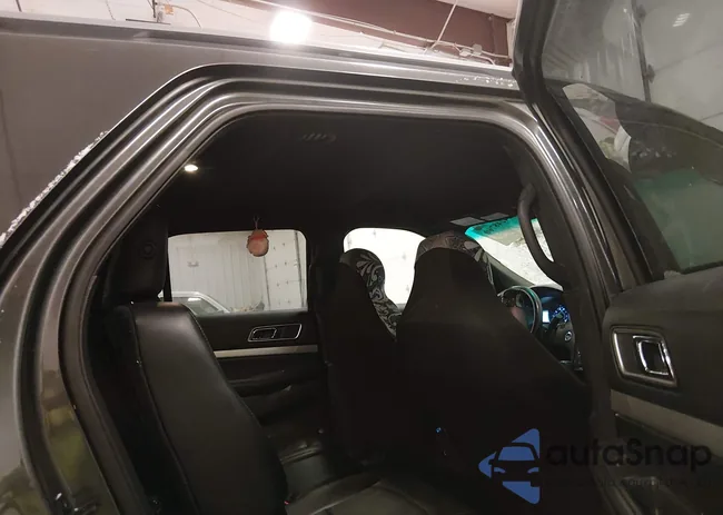 1FM5K7D80HGA21423: 44248760