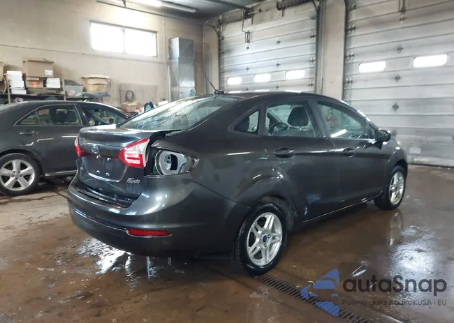 3FADP4BJ3HM168286: 44248824