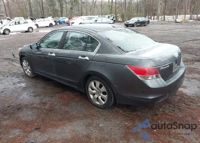 1HGCP36868A009008: 44247878