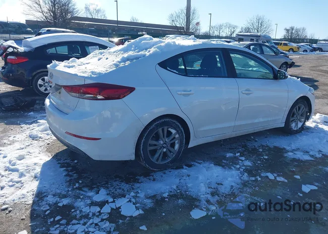 5NPD84LF2JH317235: 44248044