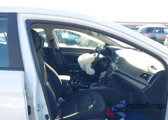 5NPD84LF2JH317235: 44248044