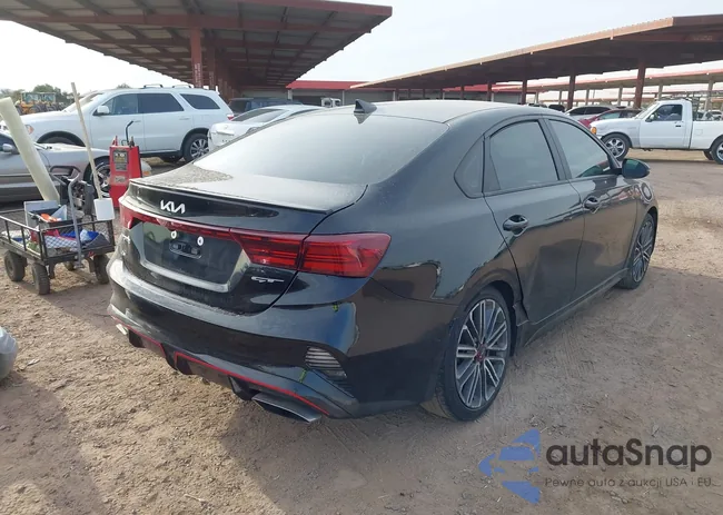 3KPF44AC0PE520229: 44248142