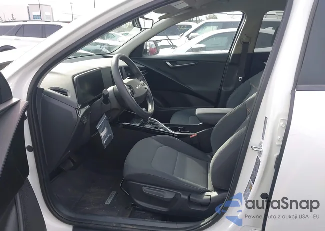 KNDCP3LE0S5269588: 44248157