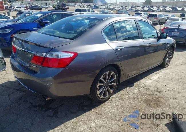 1HGCR2F54FA210056: 44248236