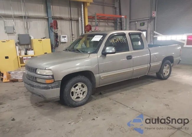 2GCEC19V111245221: 44249335