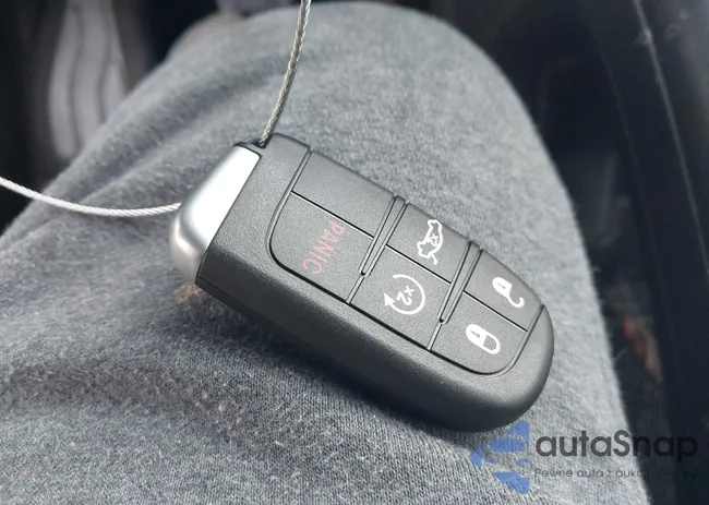 1C3CCCAB6GN107948: 44249403