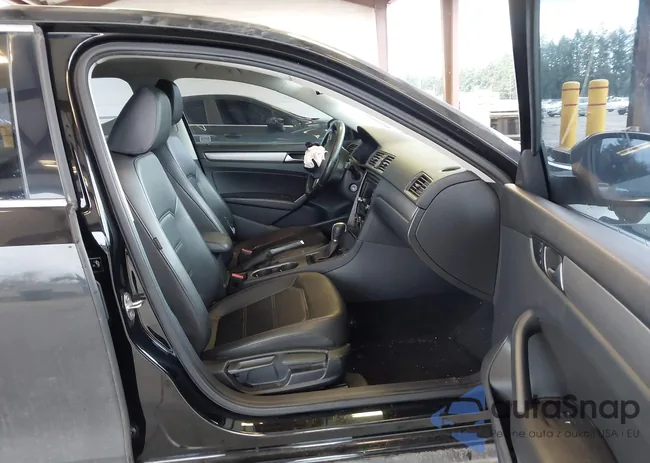 1VWBV7A32FC069594: 44249418