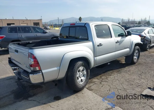 3TMJU4GN2BM110694: 44249518