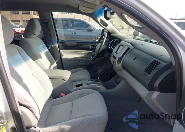 3TMJU4GN2BM110694: 44249518