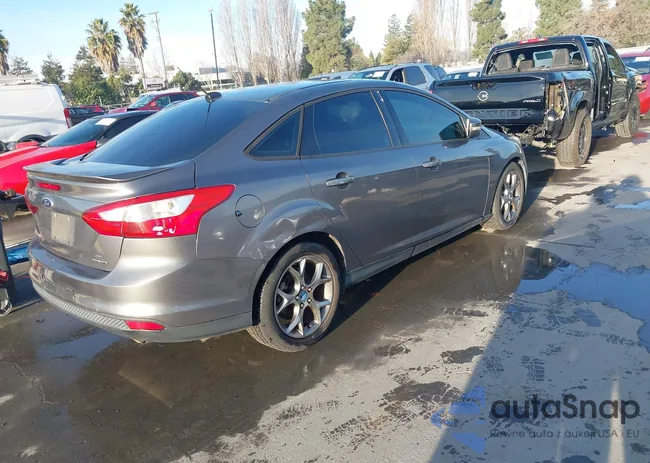 1FADP3F22DL201478: 44249613