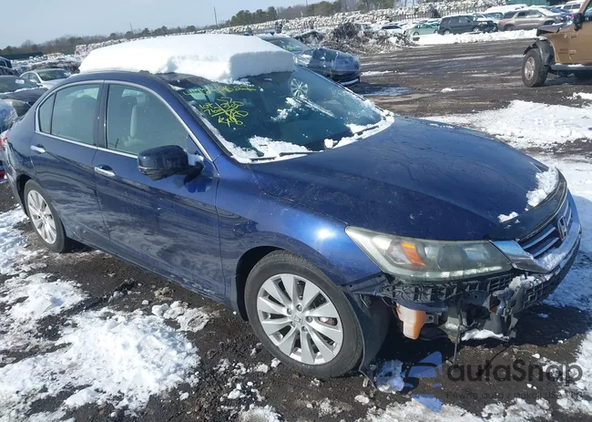 1HGCR3F89DA038071: 44249627