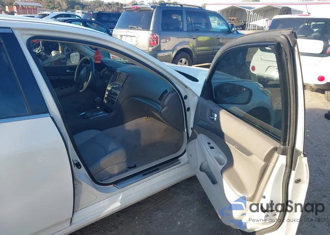 JN1CV6AP9DM710612: 44249643