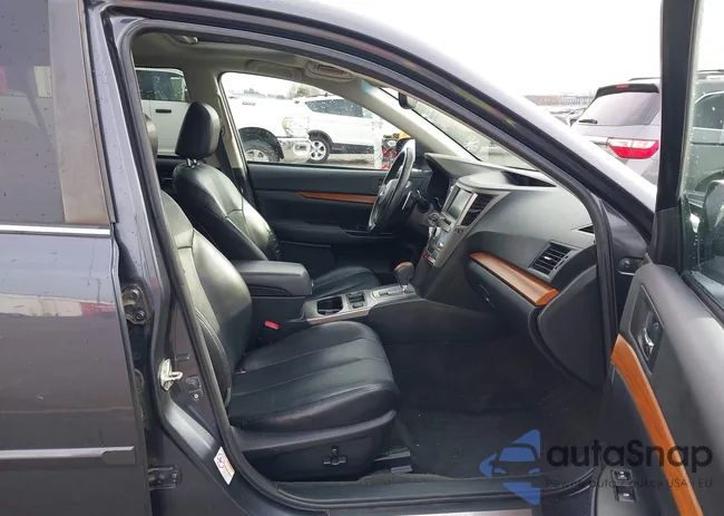 4S4BRCPC2D3311445: 44249676