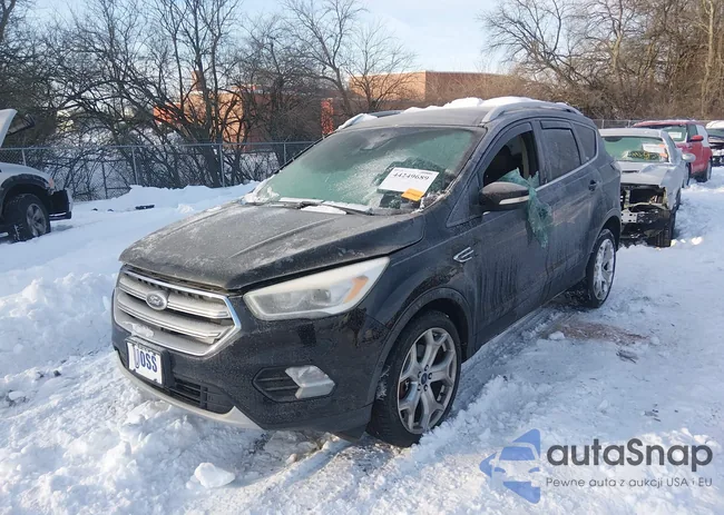 1FMCU9J9XHUE02840: 44249689