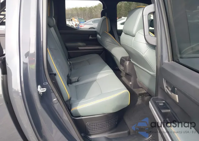 3TYLF5LN1RT003052: 44249724