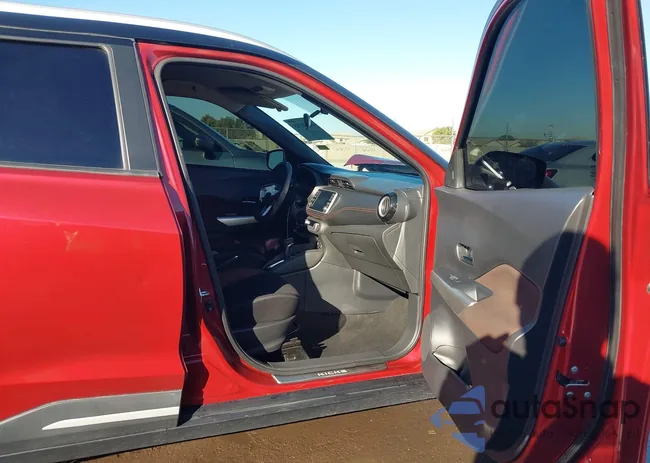 3N1CP5CU7JL526170: 44249745