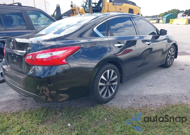 1N4AL3AP8HC196326: 44249748