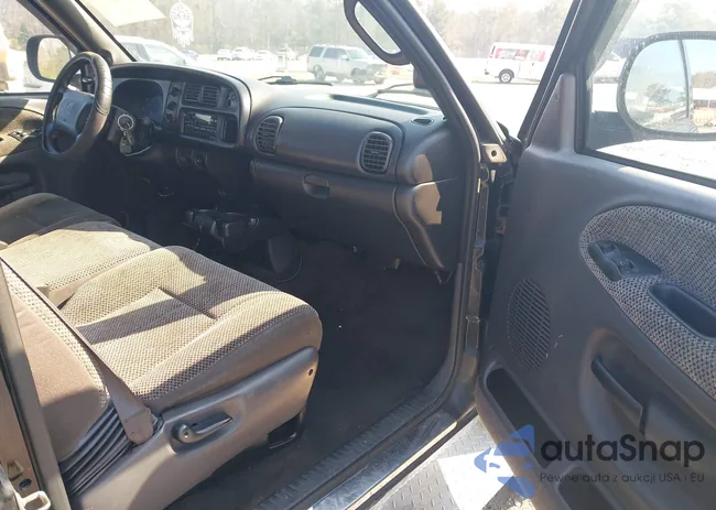 1B7HF13Z2XJ627319: 44249797