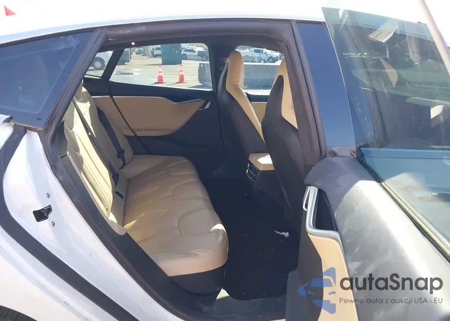 5YJSA1H46FF093992: 44248874