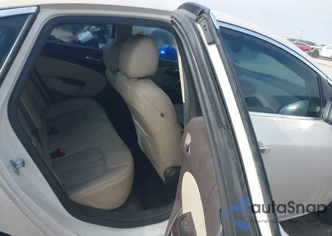 1G4PS5SKXF4172702: 44248910