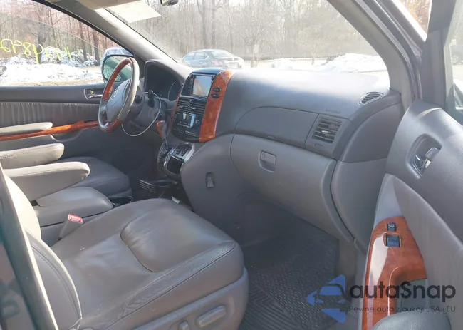 5TDBK22C68S016167: 44248925