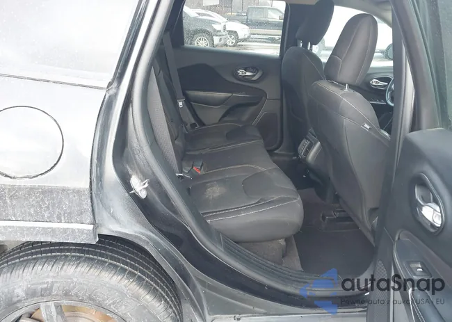 1C4PJMCBXGW221399: 44248976