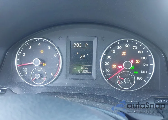 3VWRZ7AJXAM147418: 44249006