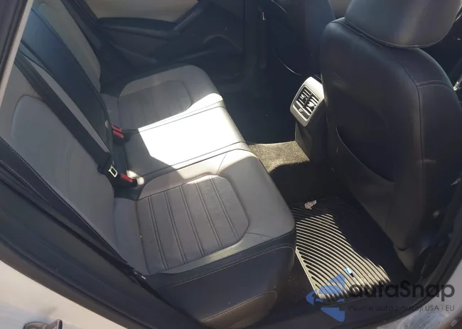 1VWBS7A39FC080942: 44249012