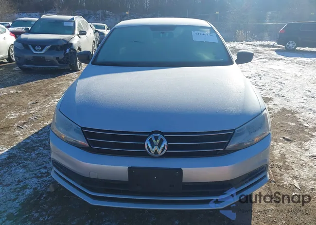 3VW2K7AJ1FM425457: 44249120