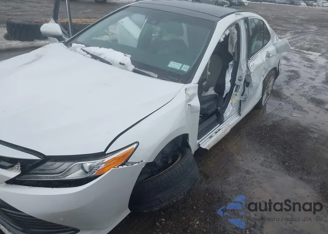 4T1B11HK5JU028903: 44249124