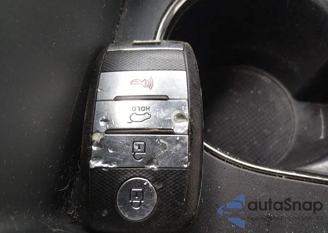 KNDPCCAC6F7758022: 44249144