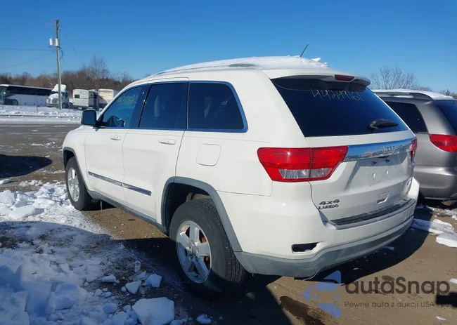 1J4RR4GG5BC654852: 44249161