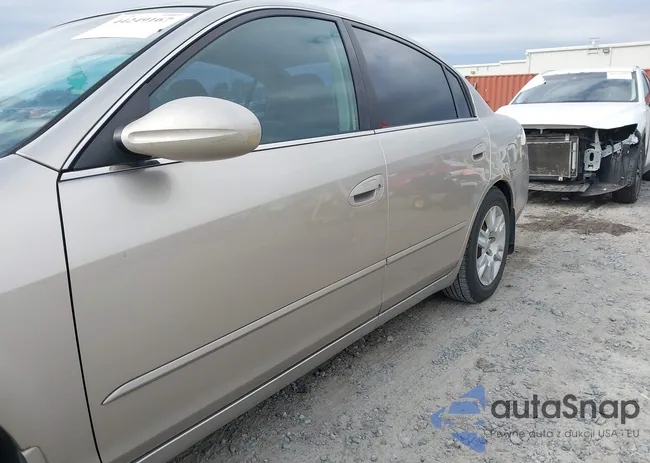 1N4AL11D36N330865: 44249167