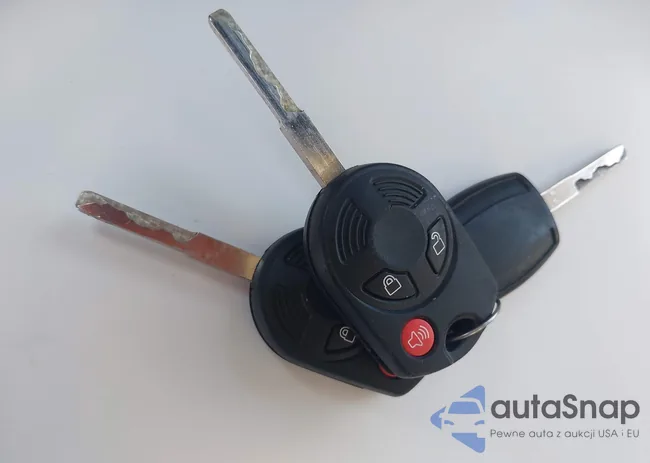 1FMCU9GXXGUB82510: 44249171